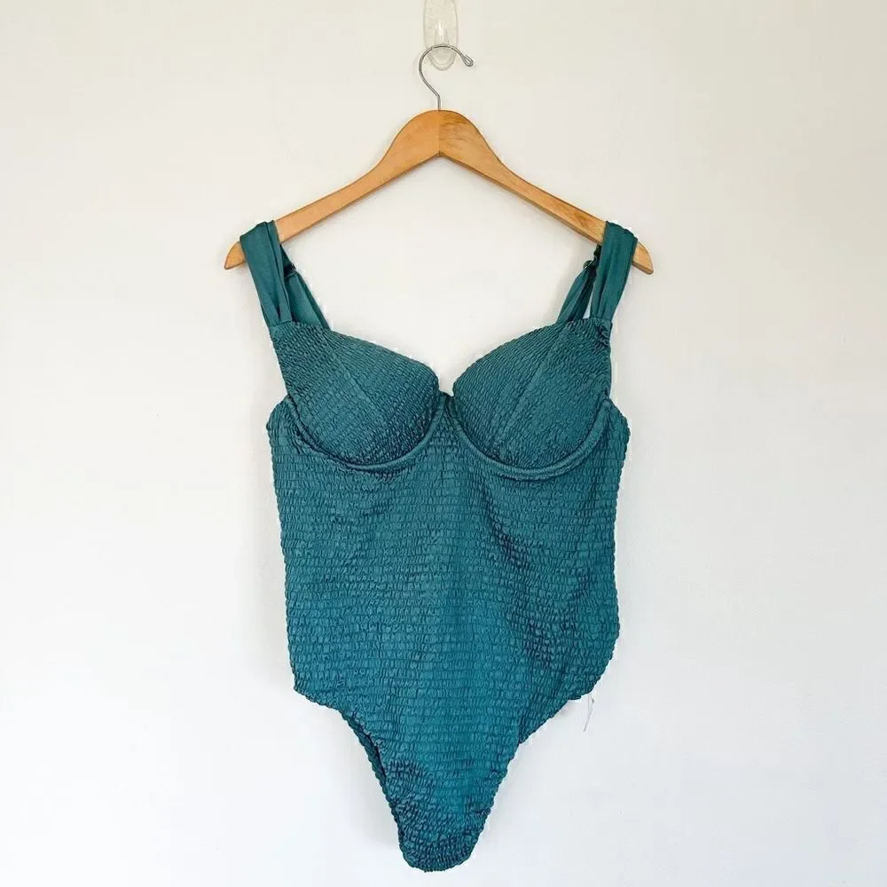 Hazel & Folk Women’s All Over Smocking Lente One Piece Swimsuit in Color Seaside